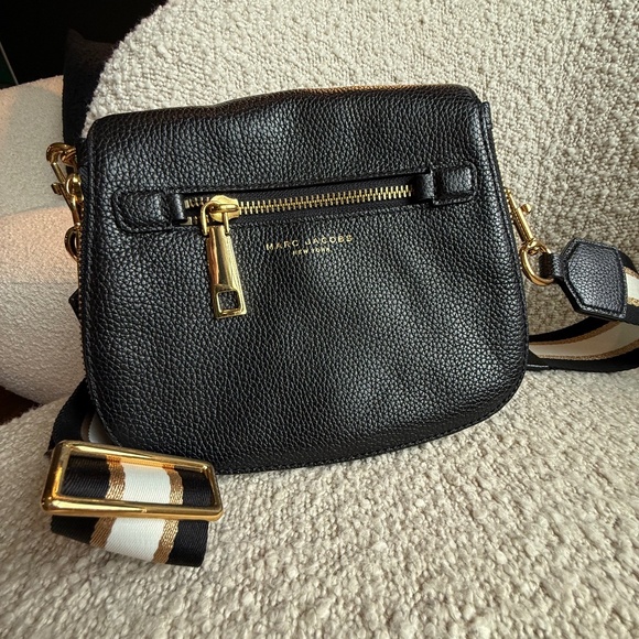 Marc Jacobs  Crossbody Leather Saddle Bag - Picture 2 of 10